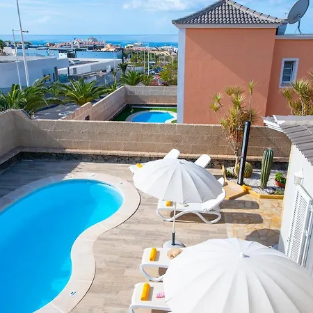 Beautiful Mariposa Vila