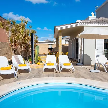 Beautiful Mariposa Villa